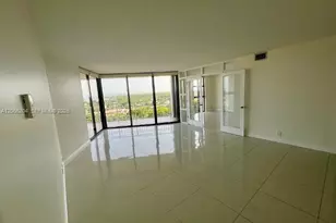 1000 Quayside Terrace, Miami, FL 33138 - Photo 6