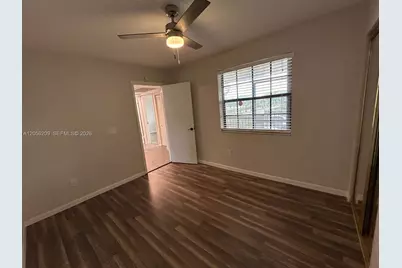 1197 Washington Cir #1197A, Homestead, FL 33034 - Photo 12
