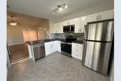 1197 Washington Cir #1197A, Homestead, FL 33034 - Photo 16