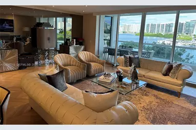 6000 Island Blvd #402, Aventura, FL 33160 - Photo 4