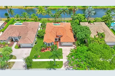 16428 NW 14th St, Pembroke Pines, FL 33028 - Photo 2