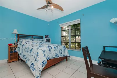 8210 NW 68th Ter, Tamarac, FL 33321 - Photo 14