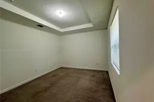 2737 SE 17th St, Homestead, FL 33035 - Photo 16