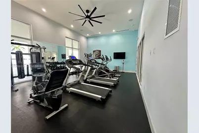 2737 SE 17th St, Homestead, FL 33035 - Photo 24