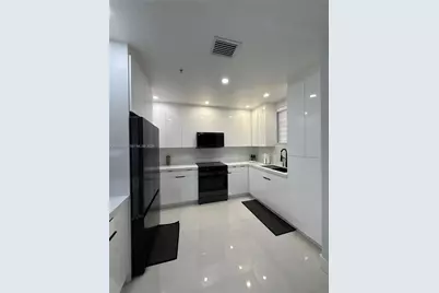 8037 W 36th Ave #6, Hialeah, FL 33018 - Photo 4