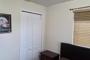 6918 NW 177th St, Hialeah, FL 33015 - Photo 22