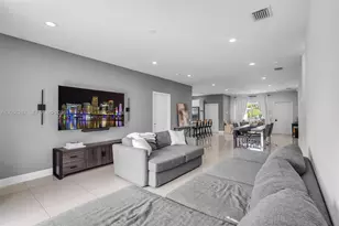 1330 NW 11th St, Fort Lauderdale, FL 33311 - Photo 8