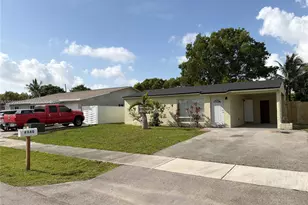 4940 SW 18th St, Fort Lauderdale, FL 33317 - Photo 2