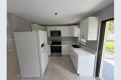 4940 SW 18th St, Fort Lauderdale, FL 33317 - Photo 38