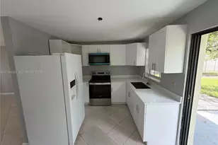 4940 SW 18th St, Fort Lauderdale, FL 33317 - Photo 38
