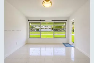 [Address not provided], Miami, FL 33162 - Photo 2