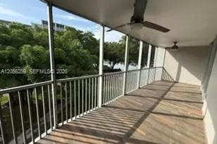 1670 NE 191st St, Miami, FL 33179 - Photo 10