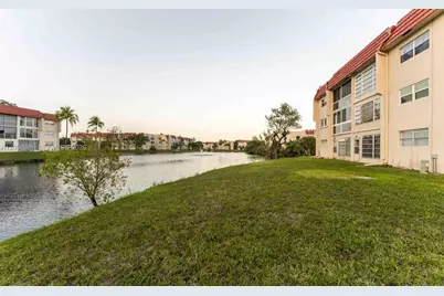 2931 E Sunrise Lakes Dr #109, Sunrise, FL 33322 - Photo 38