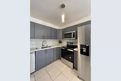 1097 E 1st Ave #1097, Hialeah, FL 33010 - Photo 6