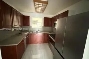 1700 NE 191st St, Miami, FL 33179 - Photo 10