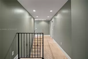 1327 SW 21st Ct, Fort Lauderdale, FL 33315 - Photo 22