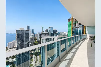 200 Biscayne Boulevard Way #5104, Miami, FL 33131 - Photo 2
