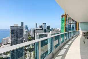 200 Biscayne Blvd Way, Miami, FL 33131 - Photo 2