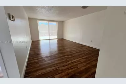7010 NW 186th St #5-303, Hialeah, FL 33015 - Photo 4