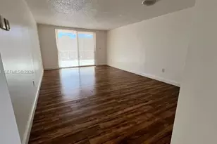 7010 NW 186th St, Hialeah, FL 33015 - Photo 4