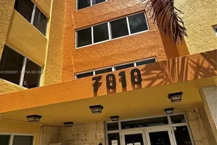 7010 NW 186th St, Hialeah, FL 33015 - Photo 16