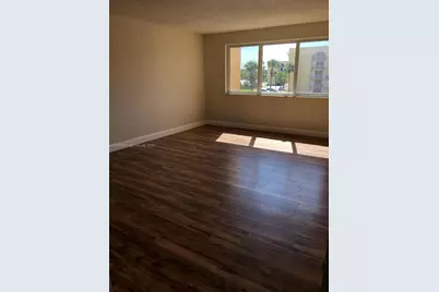 7010 NW 186th St #5-303, Hialeah, FL 33015 - Photo 8