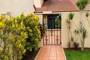 613 Patio Village Way, Weston, FL 33326 - Photo 4