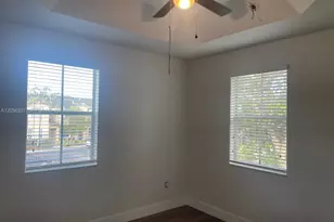 153 SE 28th Pl, Homestead, FL 33033 - Photo 1