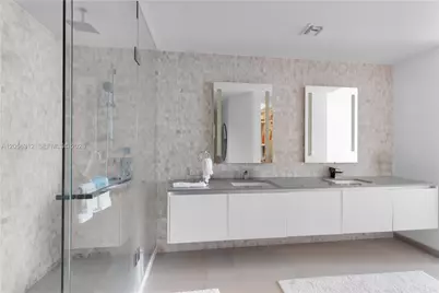 68 SE 6th St #1907, Miami, FL 33131 - Photo 36
