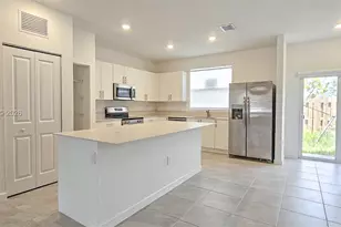 145 SE 11th Ave, Florida City, FL 33034 - Photo 2