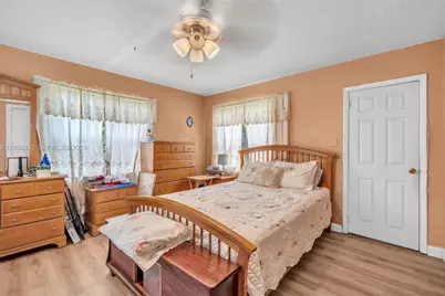 6841 NW 2nd Ct, Miami, FL 33150 - Photo 6