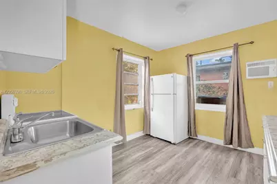 6841 NW 2nd Ct, Miami, FL 33150 - Photo 12