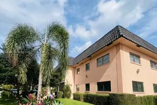 665 Enfield St, Boca Raton, FL 33487 - Photo 1