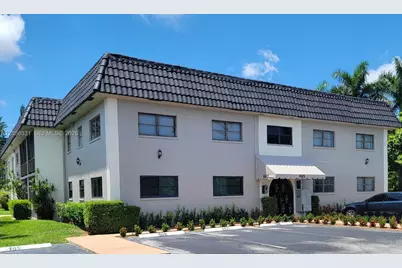 665 Enfield St #B9, Boca Raton, FL 33487 - Photo 1