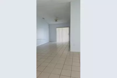 [Address not provided], Hialeah, FL 33015 - Photo 4
