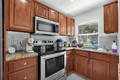 17821 SW 107th Ave, Miami, FL 33157 - Photo 10