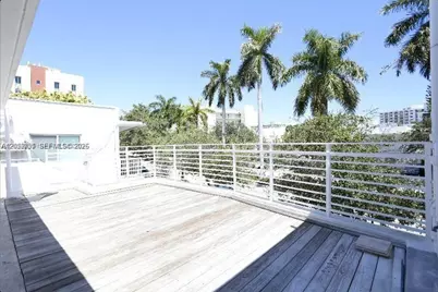324 Washington Ave #E, Miami Beach, FL 33139 - Photo 12