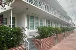 300 74th St, Miami Beach, FL 33141 - Photo 1