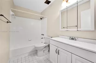 8261 SW 128th St, Pinecrest, FL 33156 - Photo 16