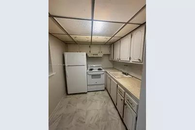 [Address not provided], West Palm Beach, FL 33417 - Photo 2