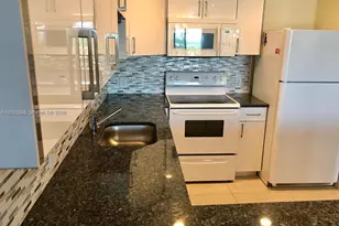 13155 Ixora Ct, North Miami, FL 33181 - Photo 8