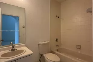 1661 SE 28th St, Homestead, FL 33035 - Photo 14