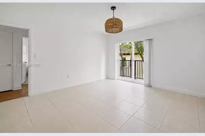 6815 Edgewater Dr #201, Coral Gables, FL 33133 - Photo 14