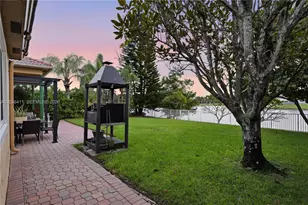 1032 NW 139th Terrace, Pembroke Pines, FL 33028 - Photo 40