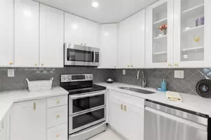 631 N Saxony N, Delray Beach, FL 33446 - Photo 4