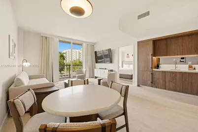 1611 SW 2nd Avenue #301, Miami, FL 33129 - Photo 4