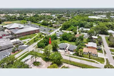 5684 SE 45th Ave, Stuart, FL 34997 - Photo 14