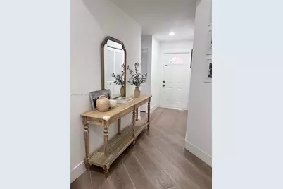 1285 Seagrape Cir, Weston, FL 33326 - Photo 2