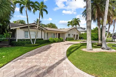 18 Eleuthera Drive, Ocean Ridge, FL 33435 - Photo 2