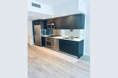 31 SE 6th St #1503, Miami, FL 33131 - Photo 6